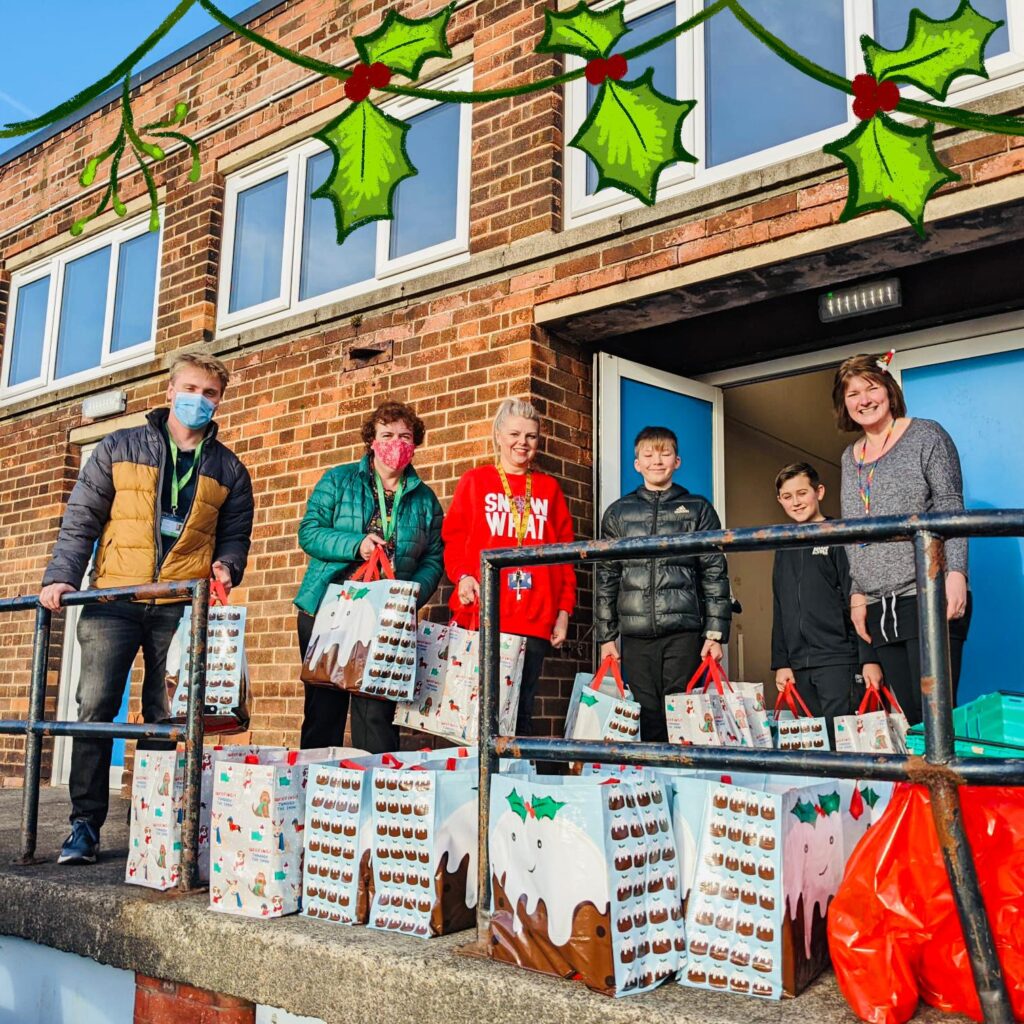 Group of people with shopping bags